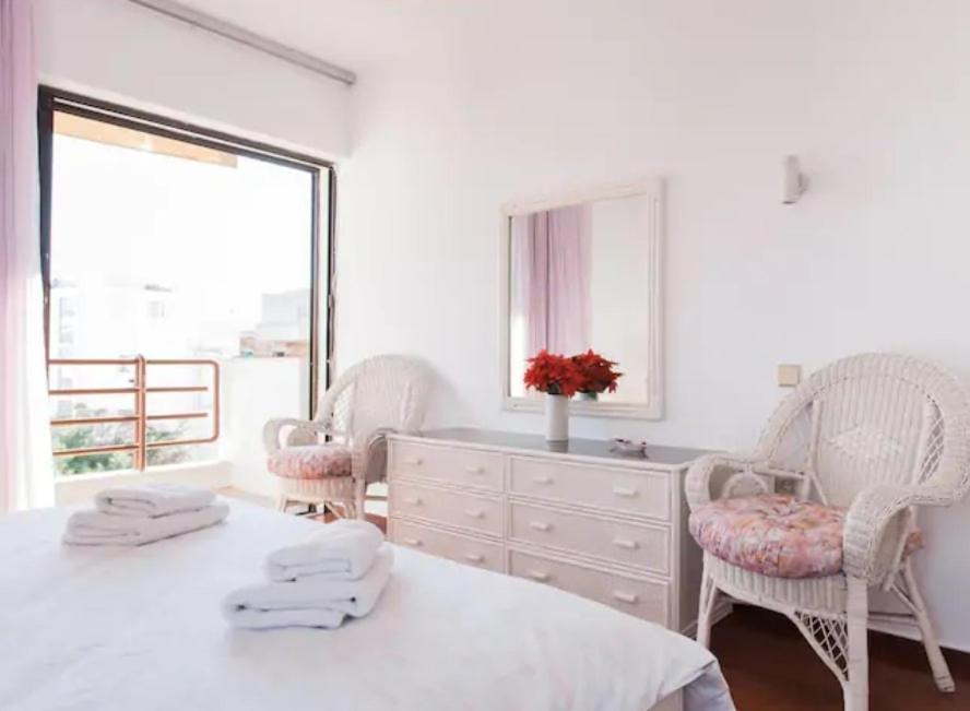 Luxury Athenian Riviera Apartment 135 Sqm At Voula Exterior photo